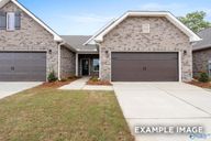 The Retreat at Hollon Meadow por Davidson Homes en Decatur Alabama