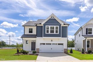 The Adalynn B - Woodland Crossing: Zebulon, North Carolina - Davidson Homes