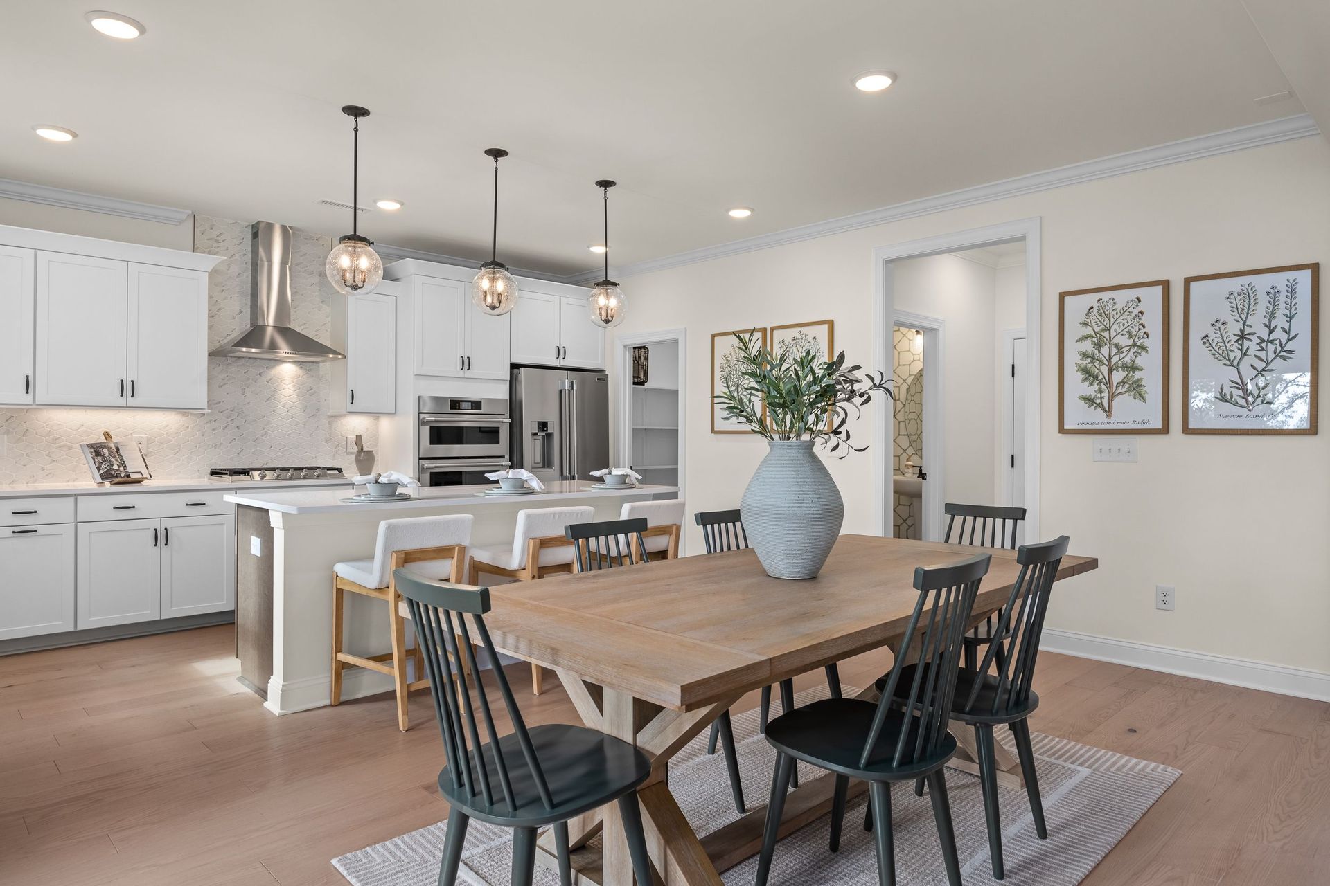 The Crawford Breakfast Room & Kitchen