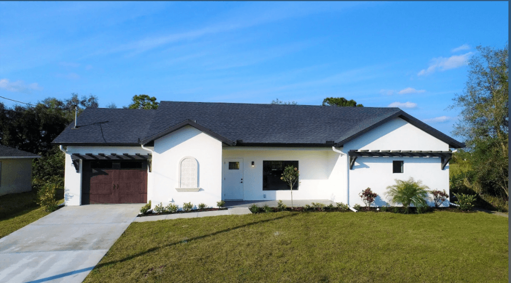 Delacruz Homes por Delacruz Homes en Fort Myers Florida