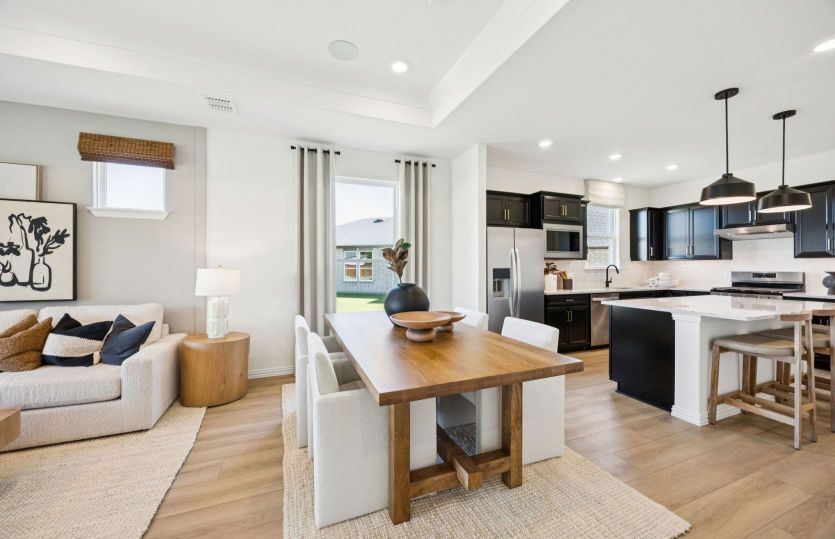 Dining area off kitchen