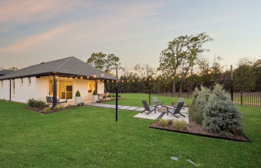 Spacious backyard