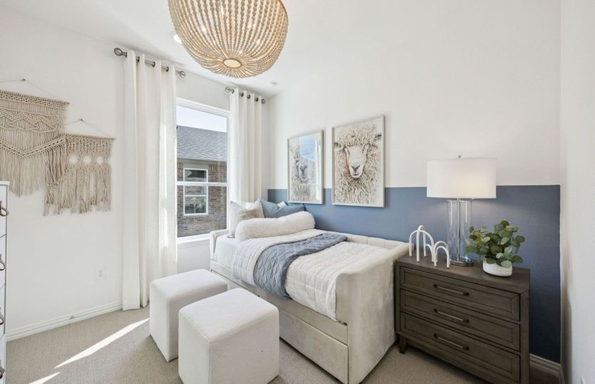 Secondary bedroom