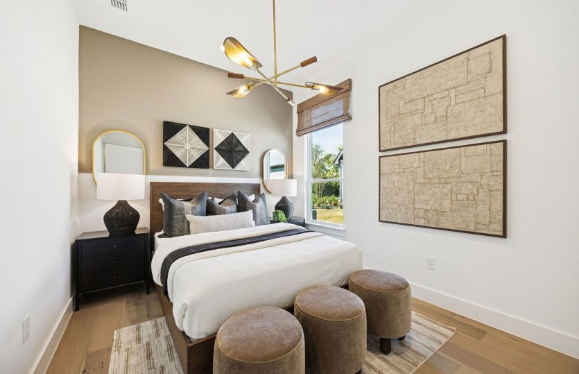 Secondary bedroom