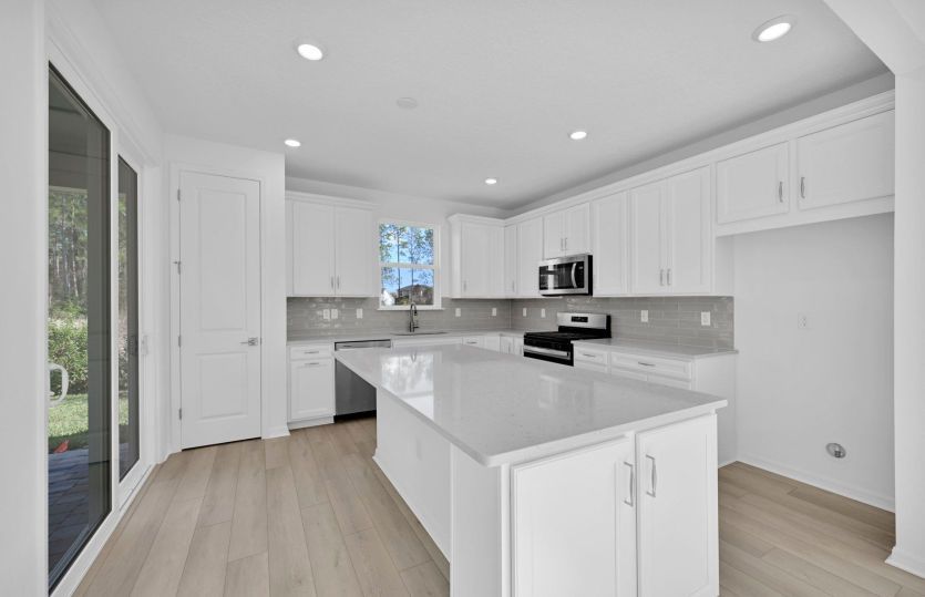 Compass | Kitchen