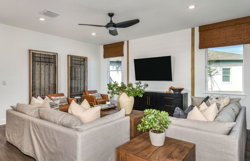 Gathering Room Offering a Seamless Flow for Relaxation and Connection