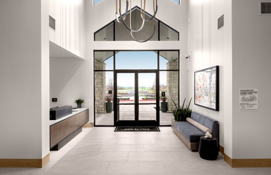 Entry to the Lakeview Club