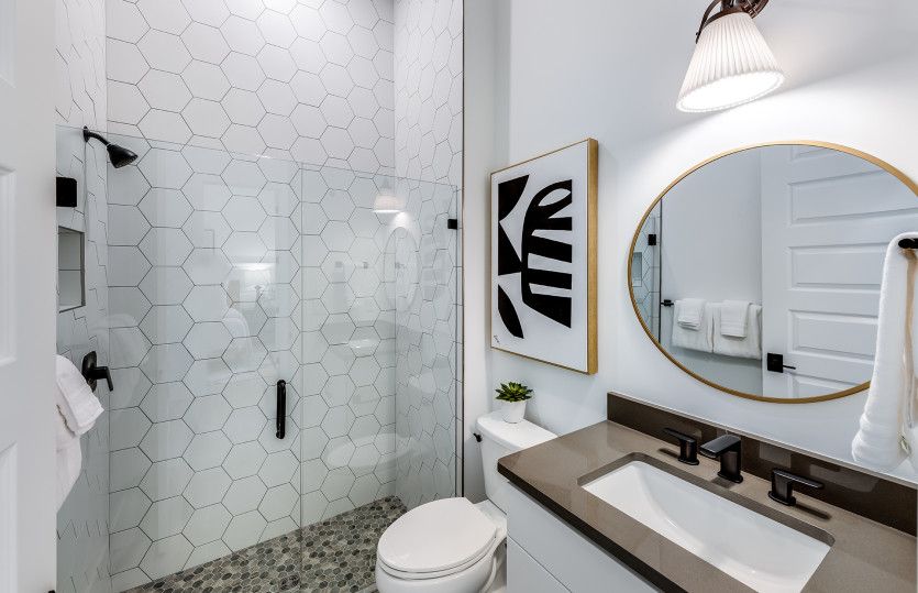 Madeira | Secondary Bathroom