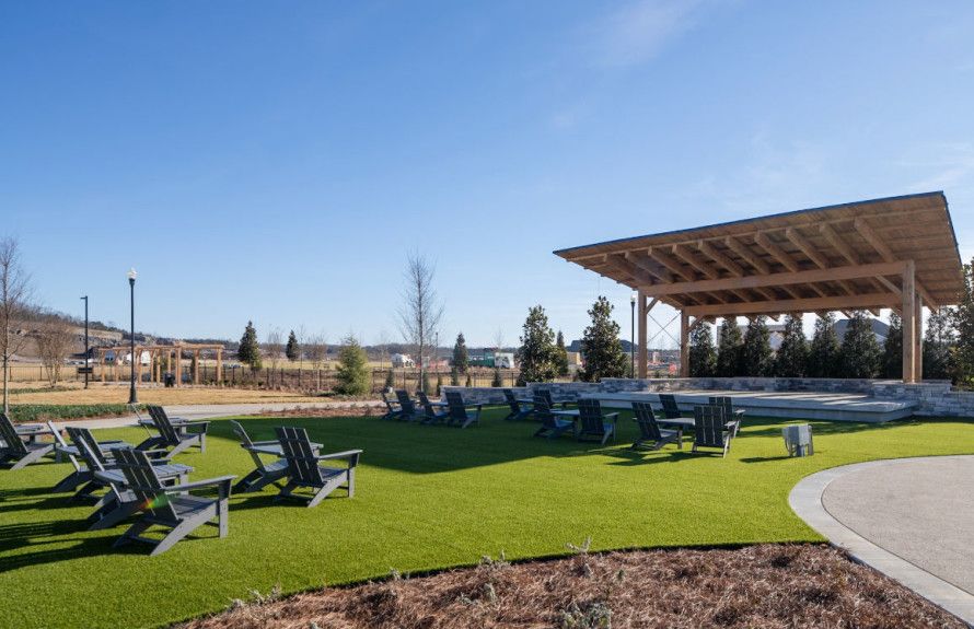 World-Class Amenity Center