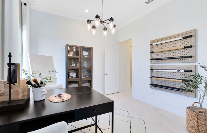 Craft/Flex Room