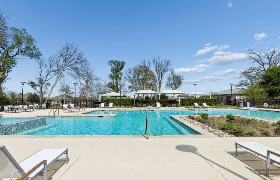 Community pool