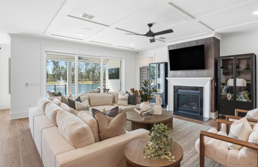 Large Gathering Rooms