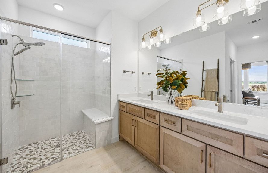Spacious Owner's Bath