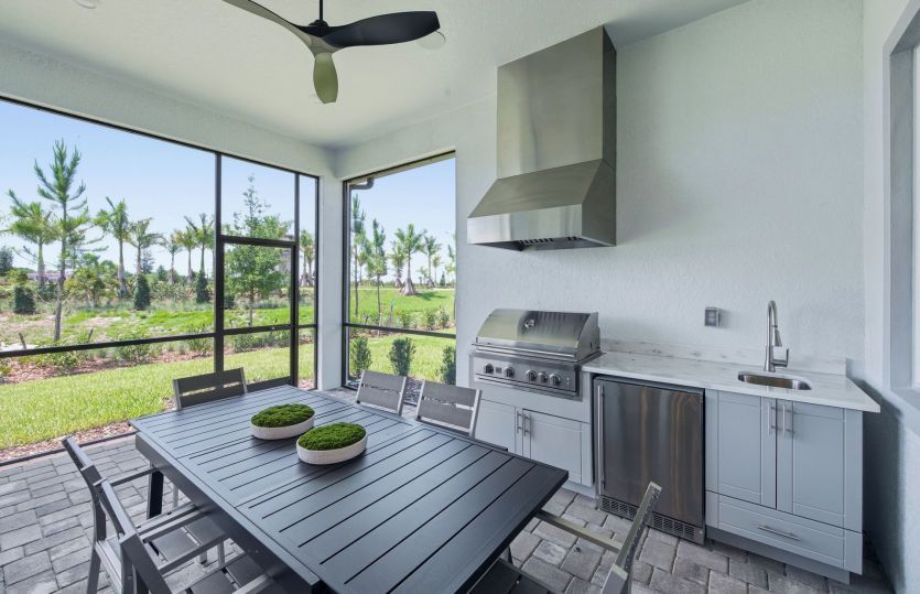 Outdoor Kitchen