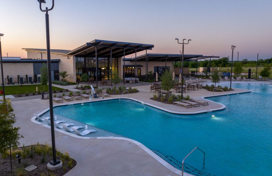 Resort-Style Pool