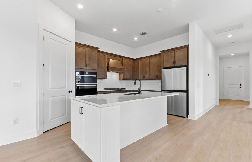 Stylish Built-in Kitchen