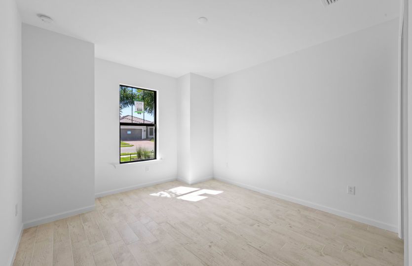 Secondary bedroom