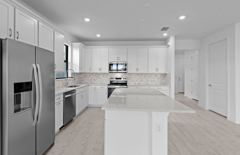 Kitchen with large center island
