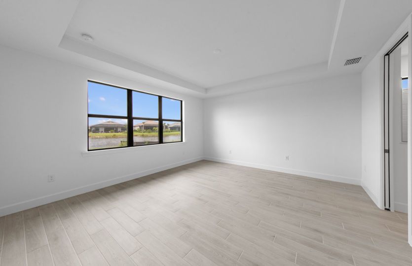 Owner's suite with walk-in closet