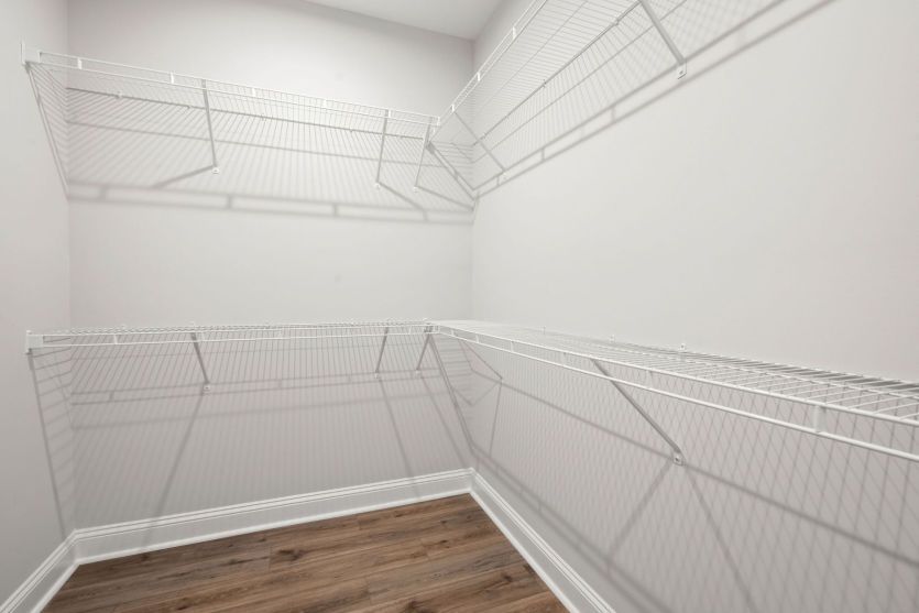 Owner's Suite Walk-in Closet