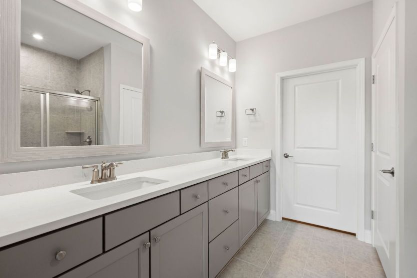 Owner's Bathroom