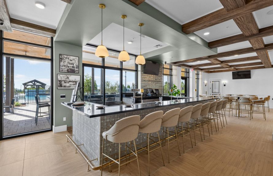Vue 232' Bar & Grille