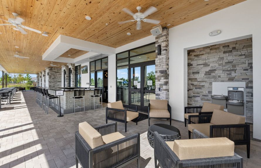 Enjoy our Indoor/Outdoor Bar