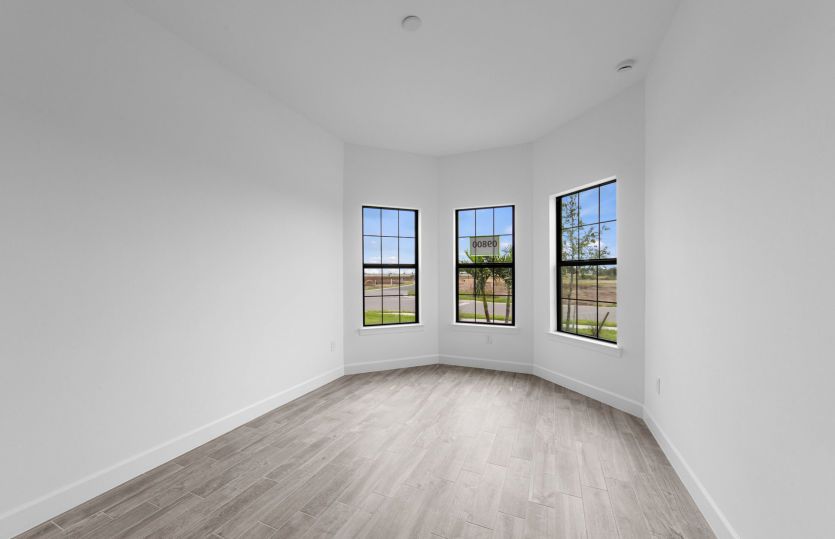 Secondary bedroom