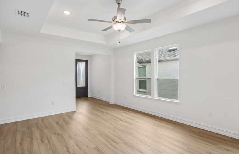 Dining area off living room