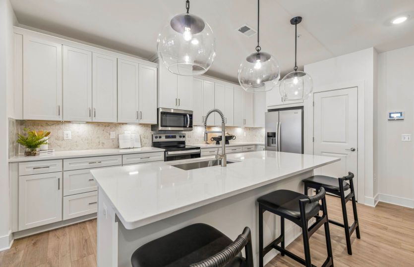 Spacious Island in the Kitchen