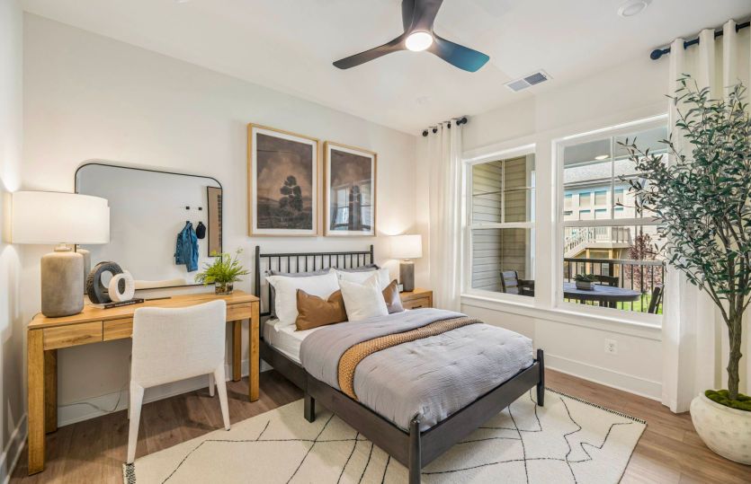 Cozy Guest Bedroom, Perfect for Guests