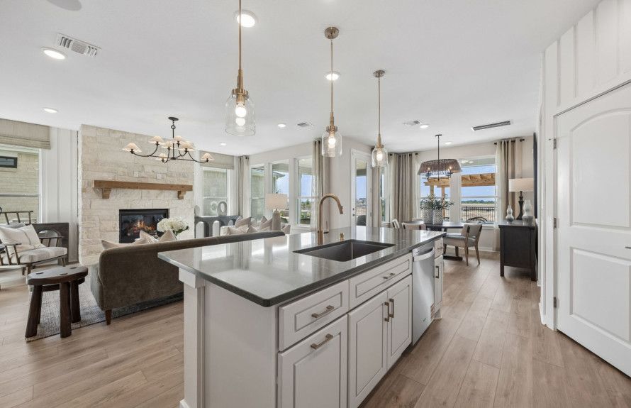 Mystique - Open Concept Living