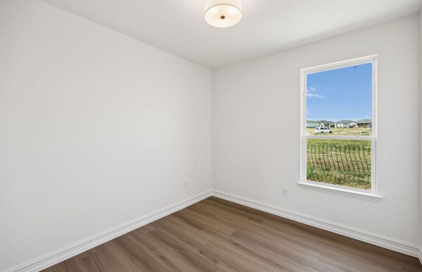 Secondary bedroom