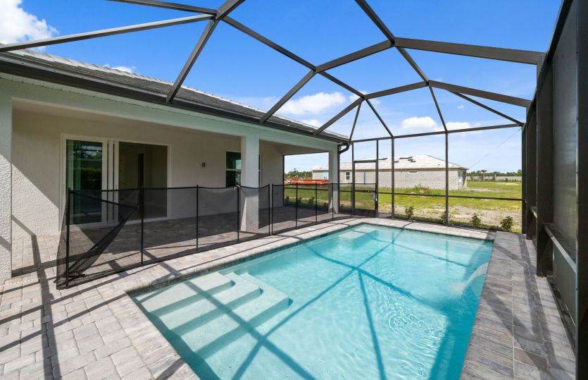 Screened-in pool