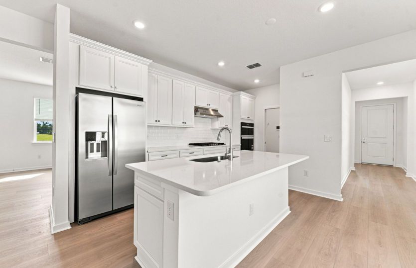 Stylish Built-in Kitchen