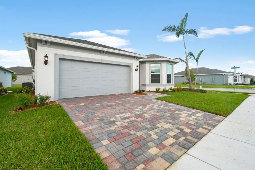 Coastal Exterior | Homesite 79500