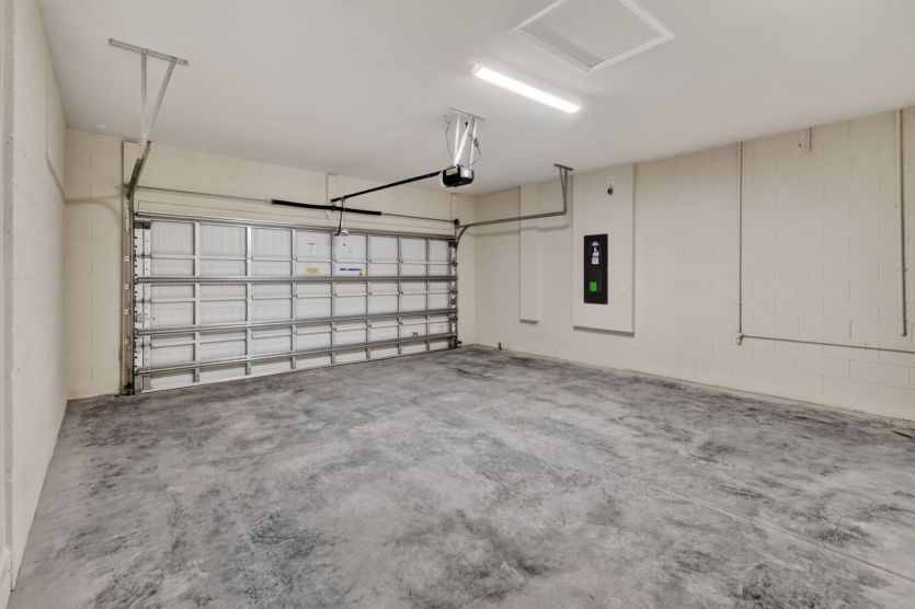 2 Car Garage