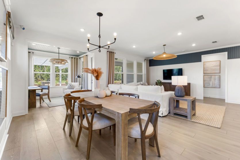 Café area for casual and formal dining.