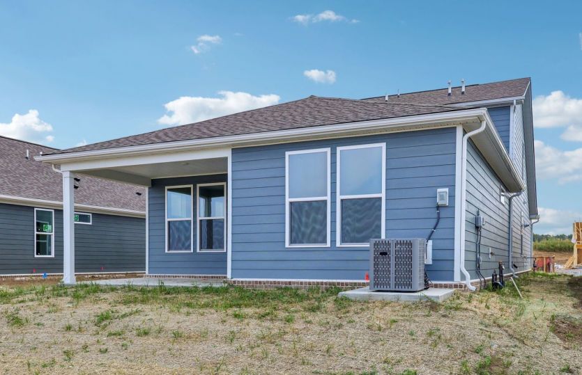 Lot 321 - Hallmark - Exterior