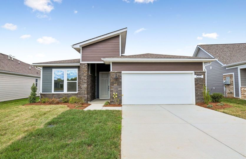 909 Bur Oak Road (Mystique)