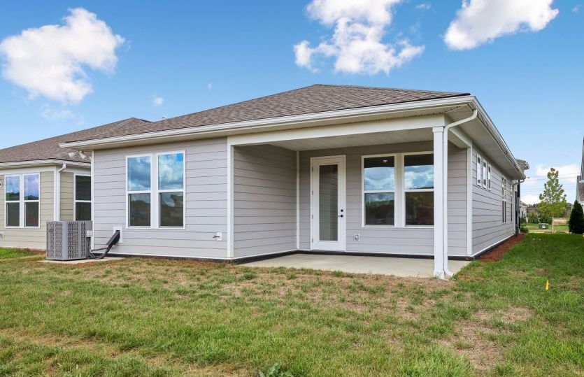 Lot 023 - Hallmark - Exterior