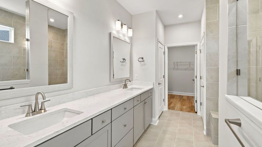 Owner's Bathroom