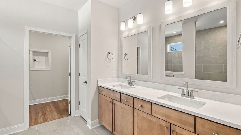 Owner's Bathroom