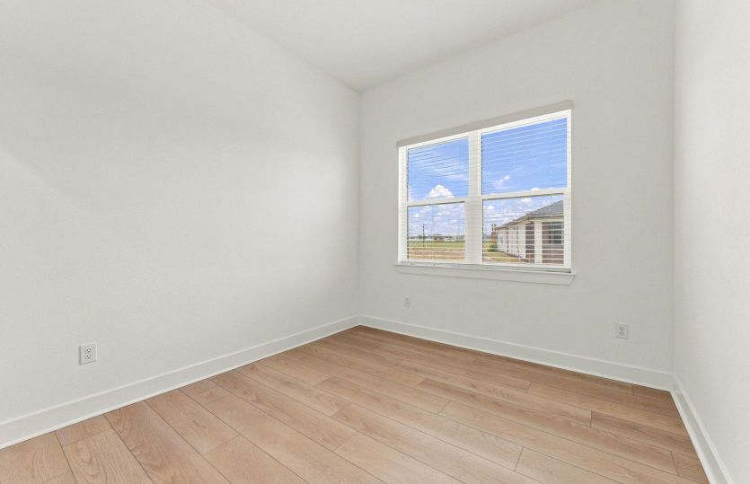 Enclosed Flex Room