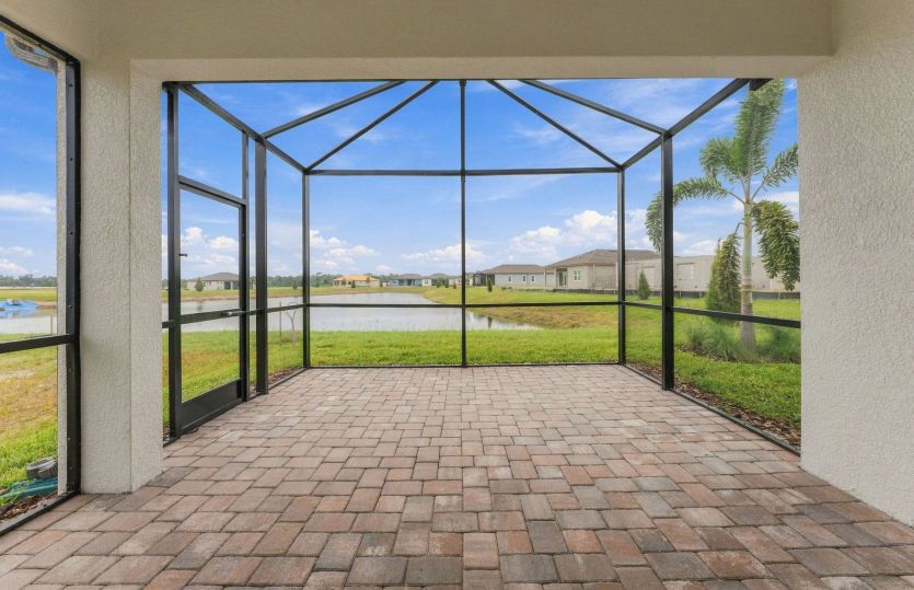 Extended Lanai with Screen Enclosure