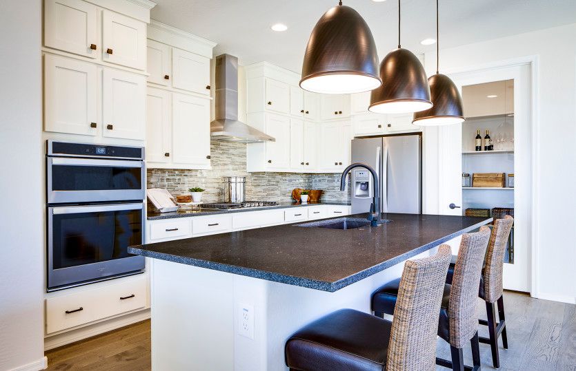 Gorgeous kitchen counters and backsplash
