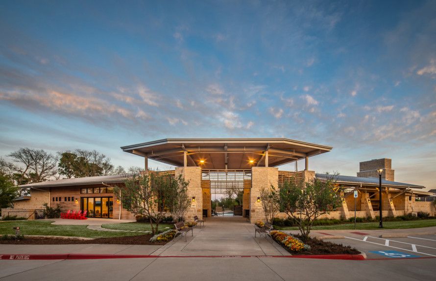 The amenity center club