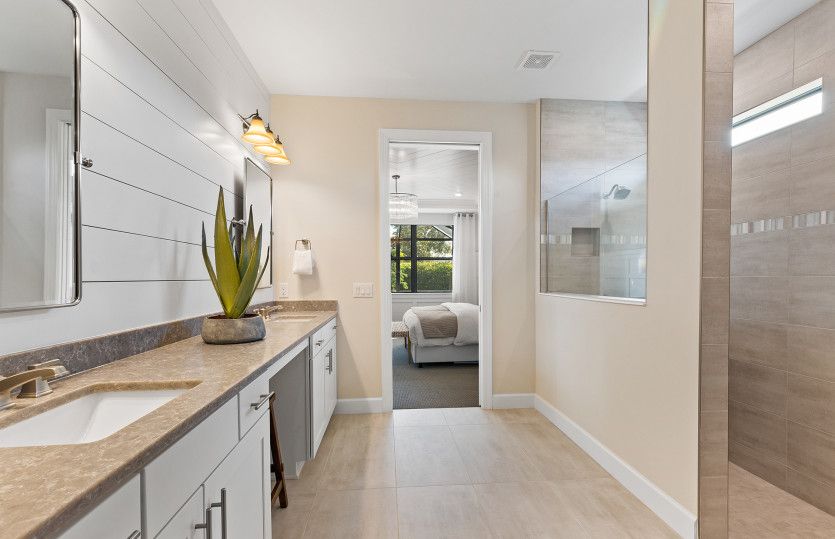 Owner's Bathroom