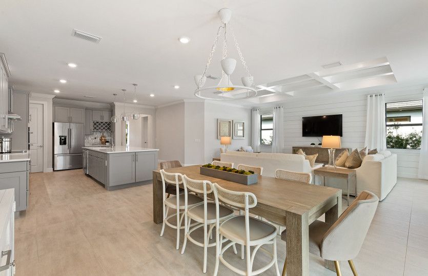 Café located off the kitchen and gathering room, great for hosting parties