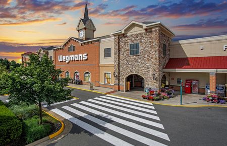 Wegmans-Shops at Stonewall